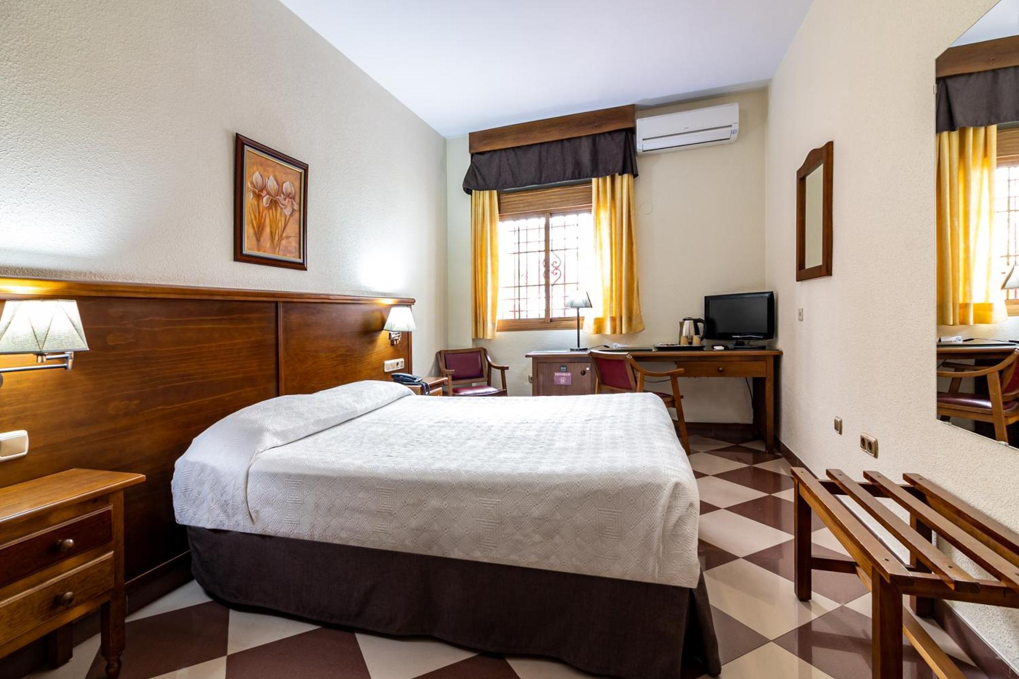 Hotel Avenida Tropical By Bossh! Hotels Salobrena Luaran gambar