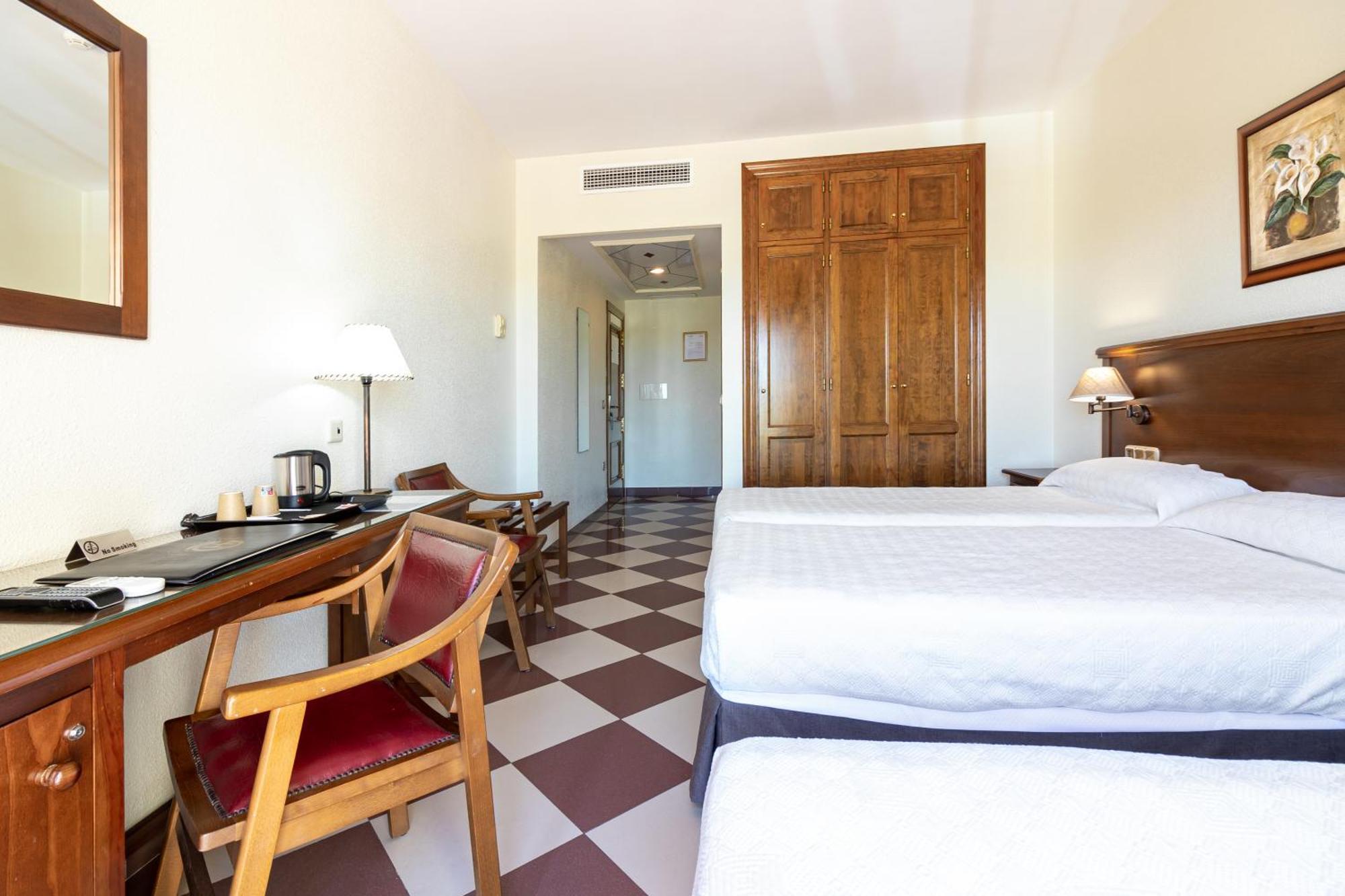 Hotel Avenida Tropical By Bossh! Hotels Salobrena Luaran gambar