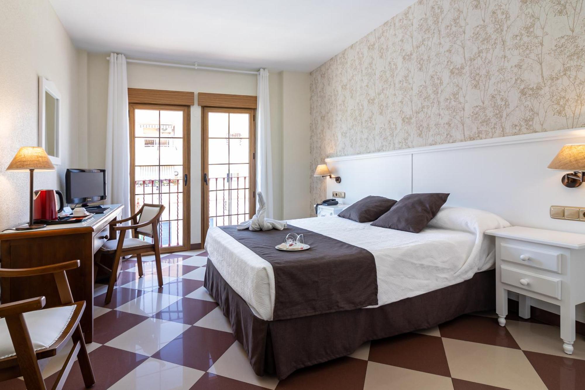 Hotel Avenida Tropical By Bossh! Hotels Salobrena Luaran gambar