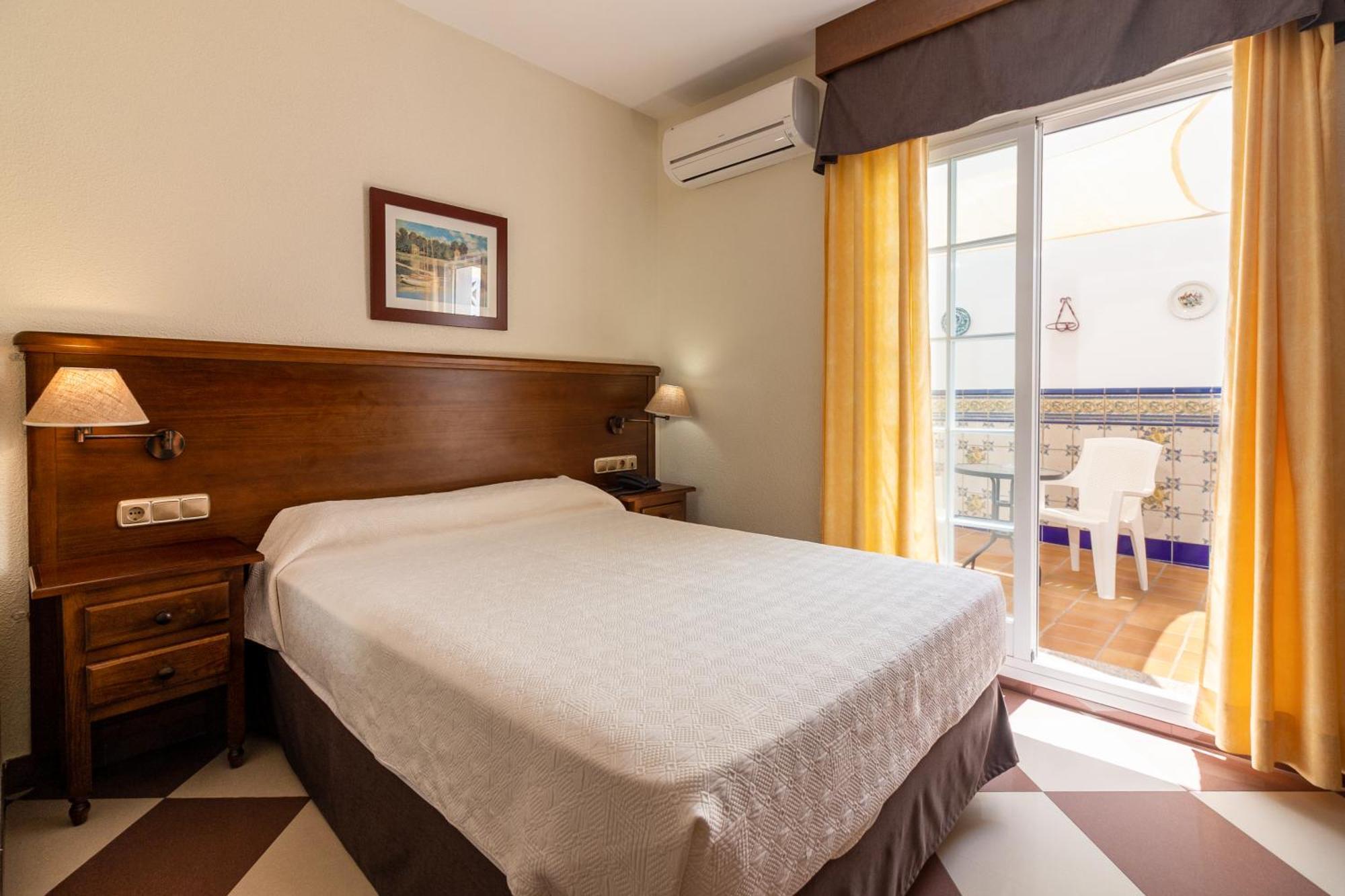 Hotel Avenida Tropical By Bossh! Hotels Salobrena Luaran gambar