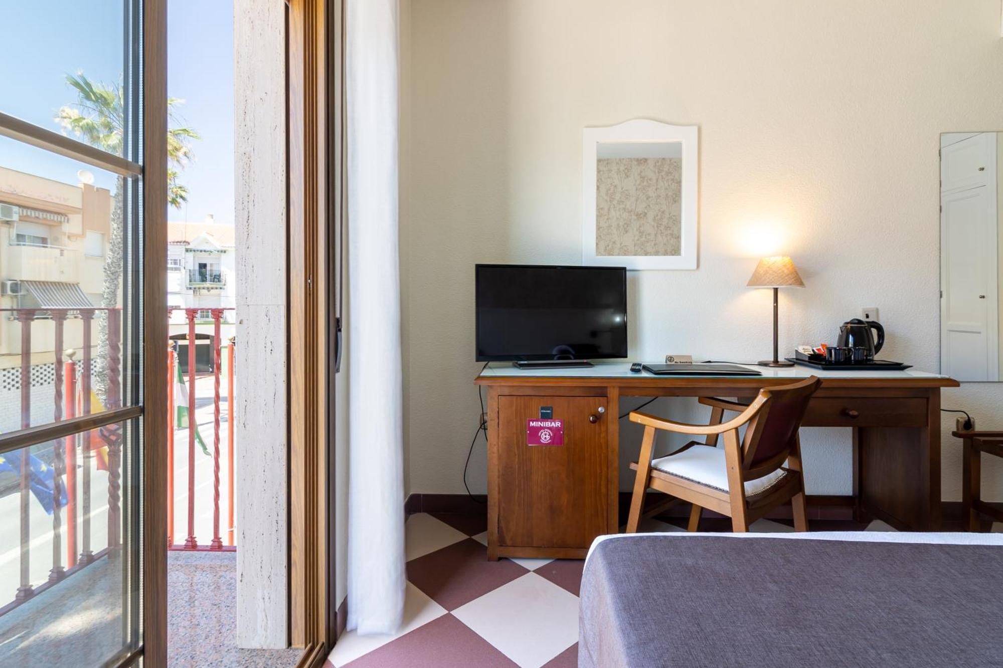 Hotel Avenida Tropical By Bossh! Hotels Salobrena Luaran gambar