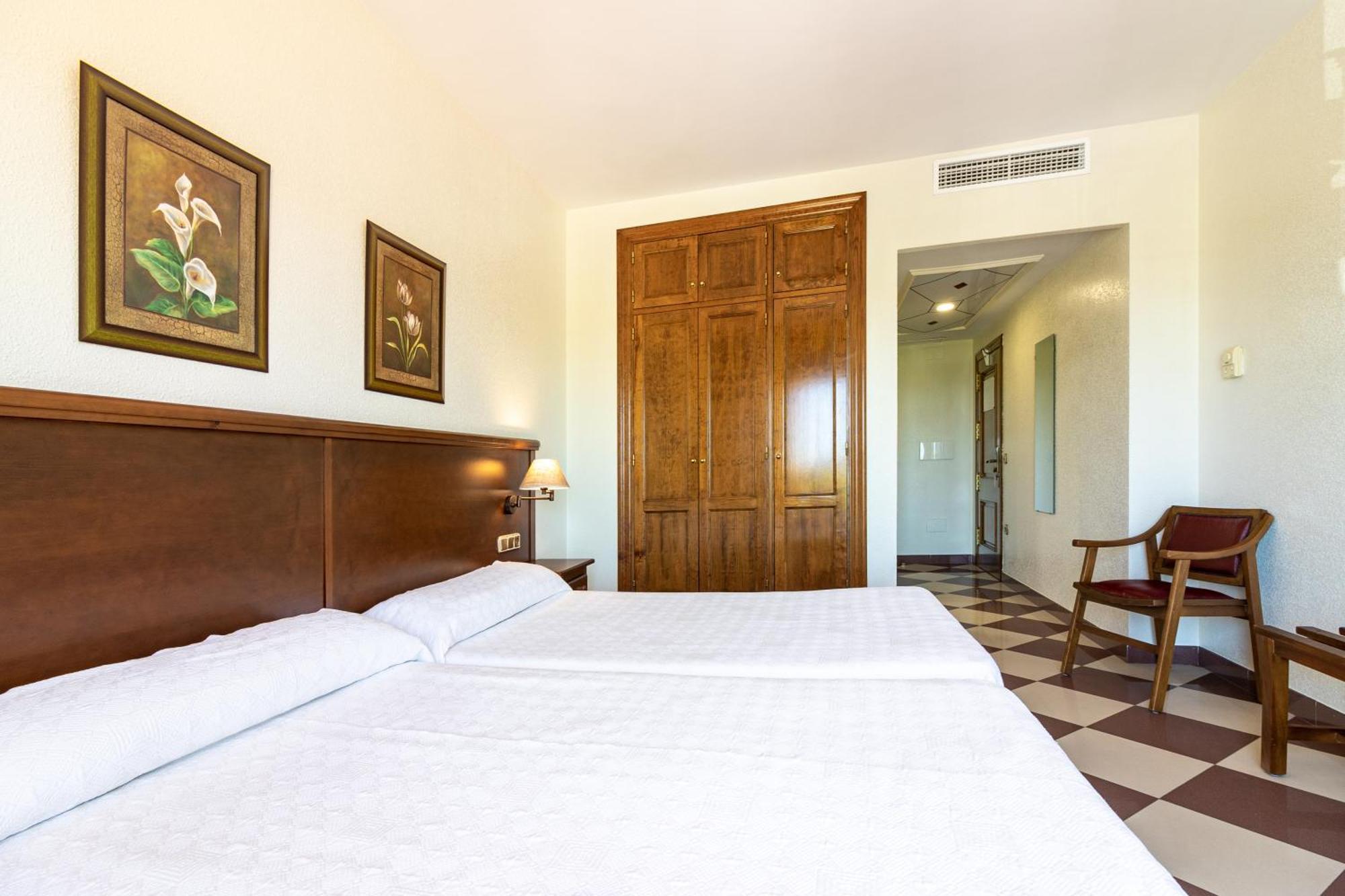 Hotel Avenida Tropical By Bossh! Hotels Salobrena Luaran gambar