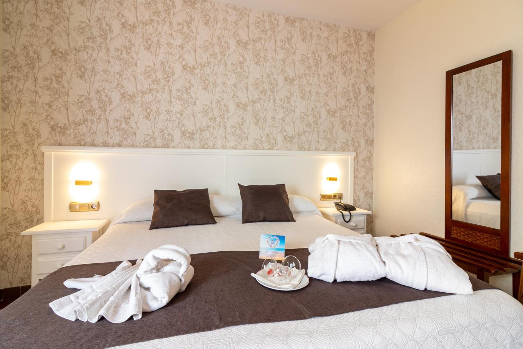Hotel Avenida Tropical By Bossh! Hotels Salobrena Luaran gambar