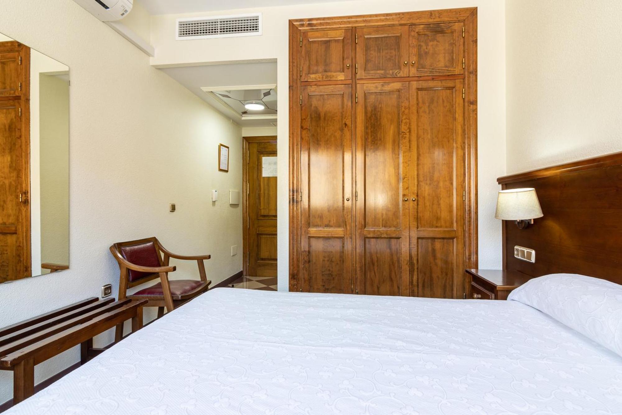 Hotel Avenida Tropical By Bossh! Hotels Salobrena Luaran gambar